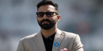 Dinesh Karthik Predicts Forced Change in India’s 3rd ODI XI