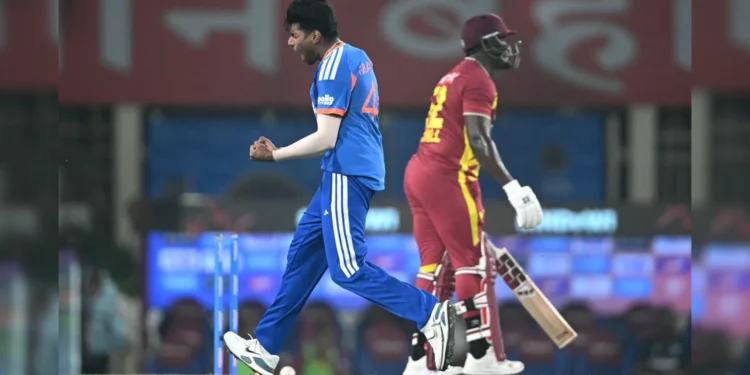 Mayank Yadav Can Regain His High Bowling Pace, Says Aakash Chopra